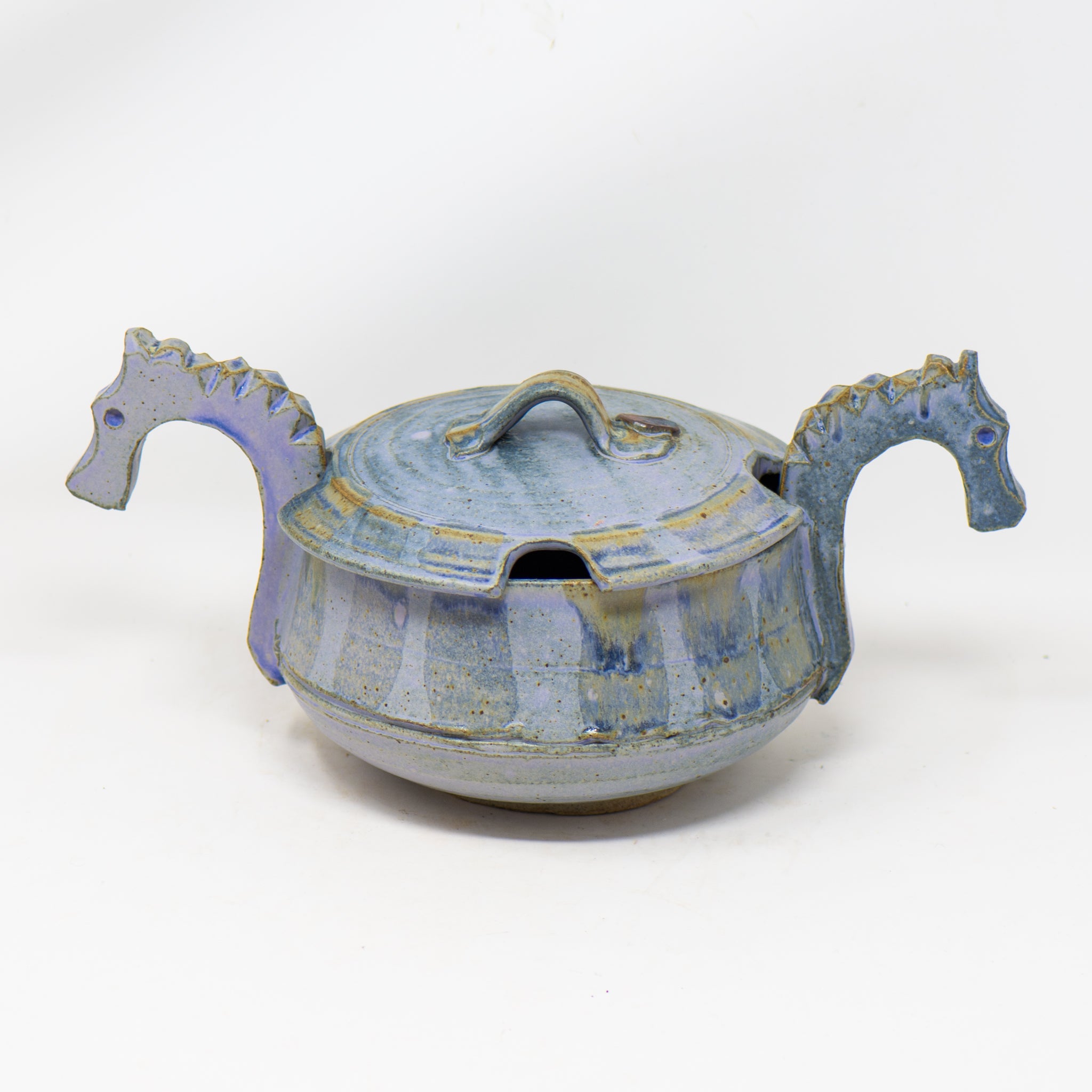 Lidded Horse Head Ale Bowl