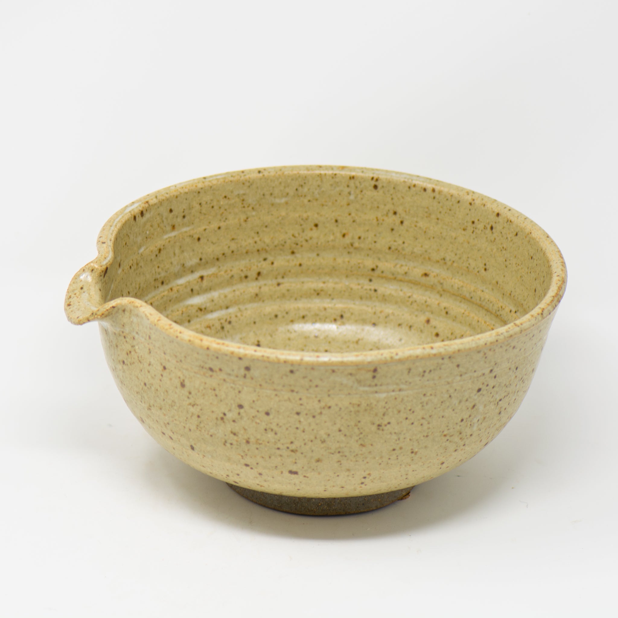 Mixing / Serving Bowl with Pouring Spout